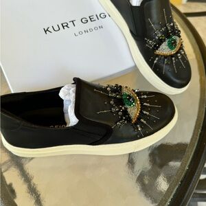 New never worn. Kurt Geiger leather loafer.